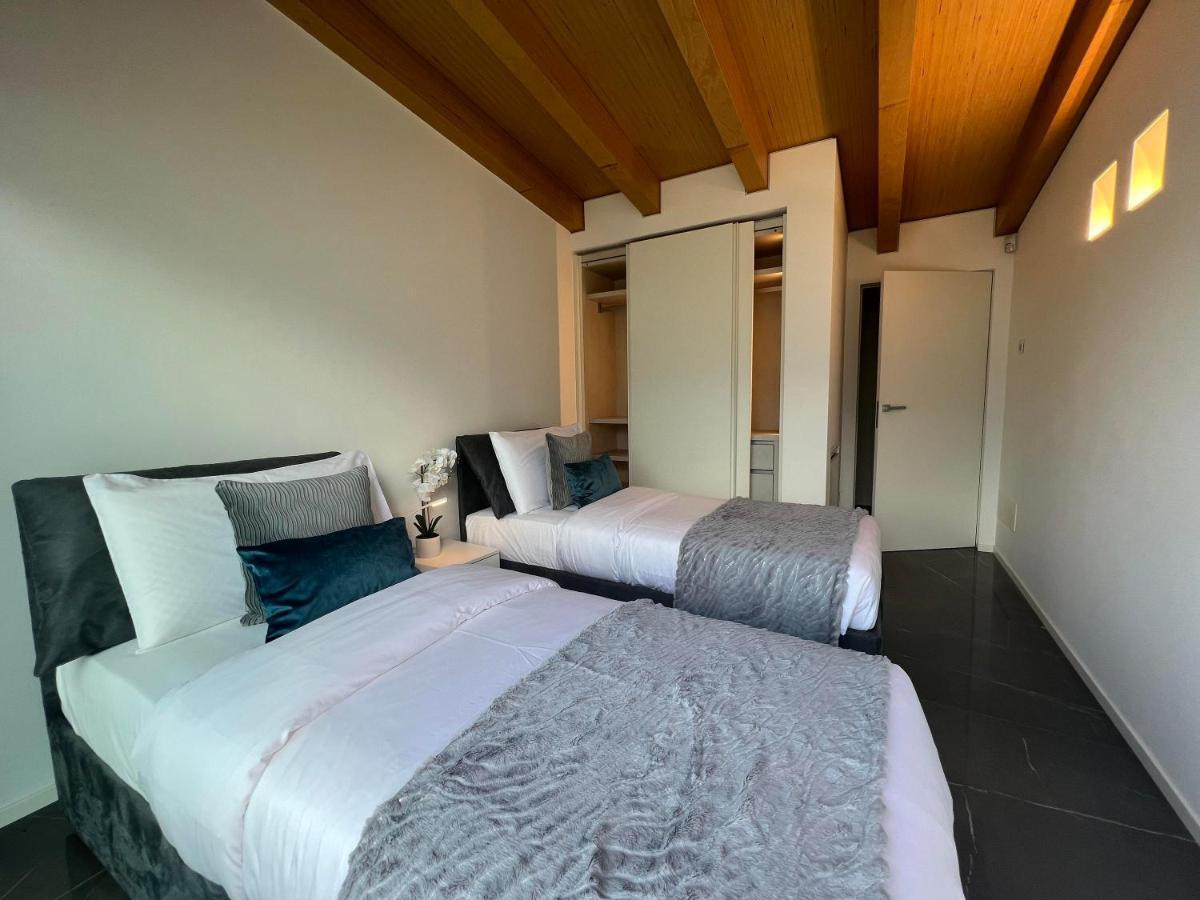 Luxury Lakefront Penthouse 레체노 외부 사진